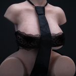 Hannah: 4,45Kg Silicone Mini Sex Doll Poupée d'Amour Réaliste Masturbateur